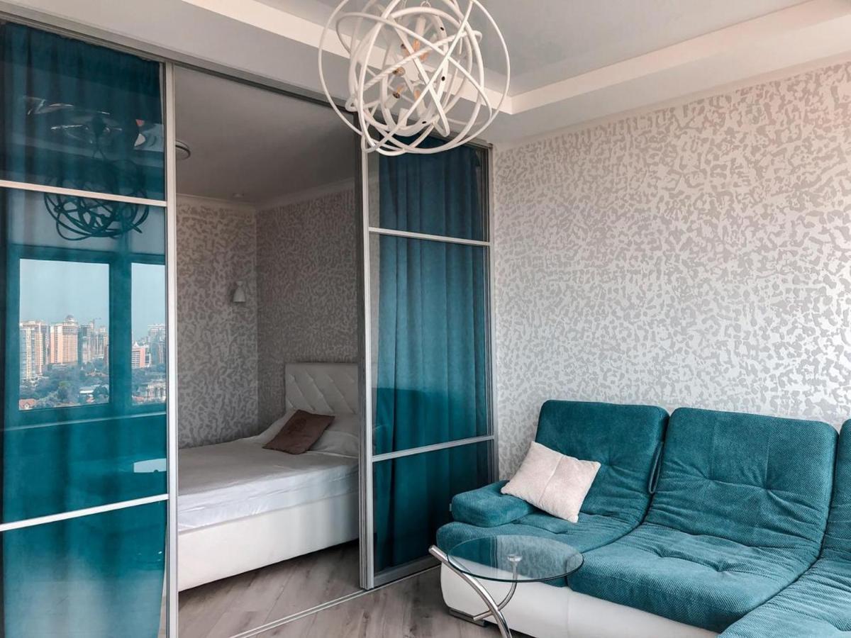 M&P Vip Appartments In Arkadia Oděsa Exteriér fotografie