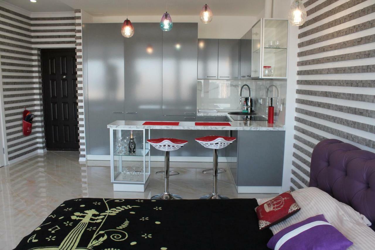 M&P Vip Appartments In Arkadia Oděsa Exteriér fotografie